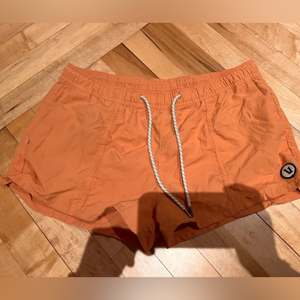 vuori women’s shorts